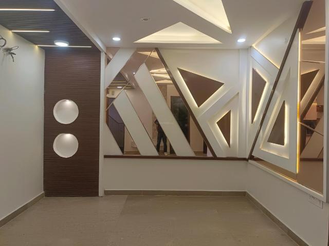 3 BHK Independent Builder Floor in Sector 3 Rohini for resale New Delhi. The reference number is 17694248