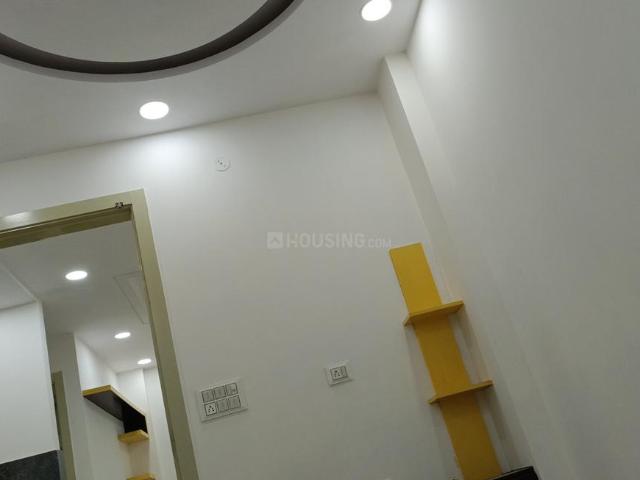 3 BHK Independent Builder Floor in Shakurpur for resale New Delhi. The reference number is 19561479