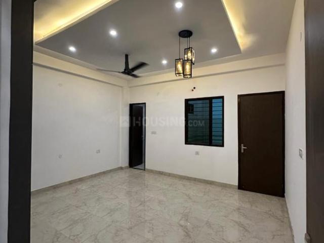 3 BHK Independent Builder Floor in Shastri Nagar for resale Ghaziabad. The reference number is 20727007