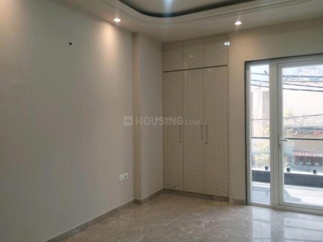 3 BHK Independent Builder Floor in Shastri Nagar for resale New Delhi. The reference number is 17503348