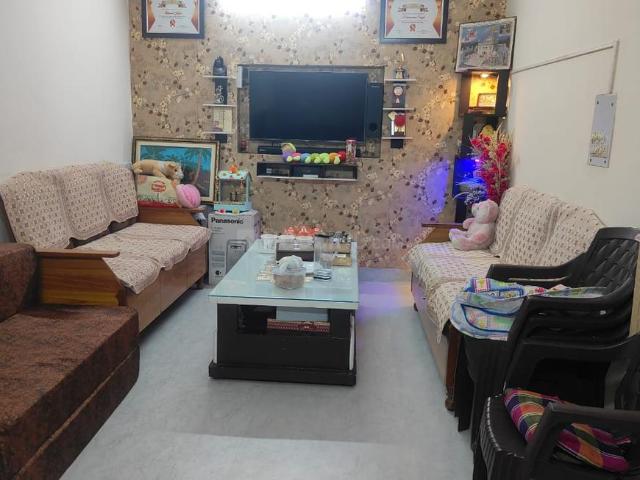 3 BHK Independent Builder Floor in Shastri Nagar for resale New Delhi. The reference number is 18262522