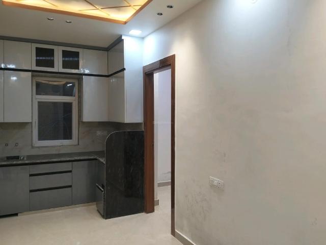 3 BHK Independent Builder Floor in Shastri Nagar for resale New Delhi. The reference number is 19523796