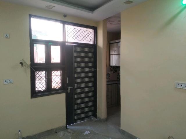 3 BHK Independent Builder Floor in Shastri Nagar for resale New Delhi. The reference number is 19523926