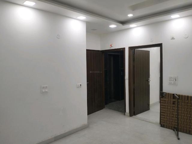 3 BHK Independent Builder Floor in Shastri Nagar for resale New Delhi. The reference number is 19572292