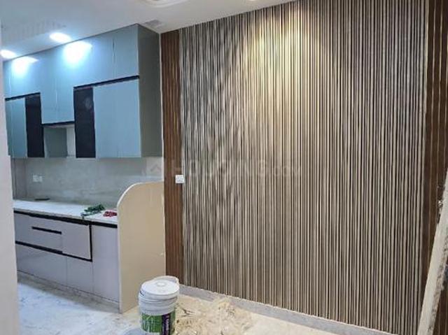 3 BHK Independent Builder Floor in Shastri Nagar for resale New Delhi. The reference number is 19805984