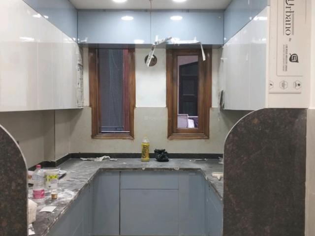 3 BHK Independent Builder Floor in Shastri Nagar for resale New Delhi. The reference number is 20006998