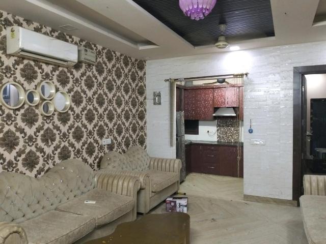 3 BHK Independent Builder Floor in Shastri Nagar for resale North West Delhi. The reference number is 17716551