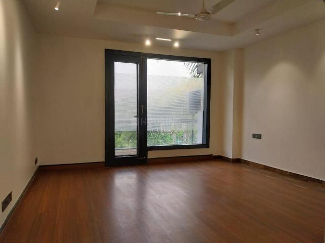 3 BHK Independent Builder Floor in South Extension II for rent New Delhi. The reference number is 20427065