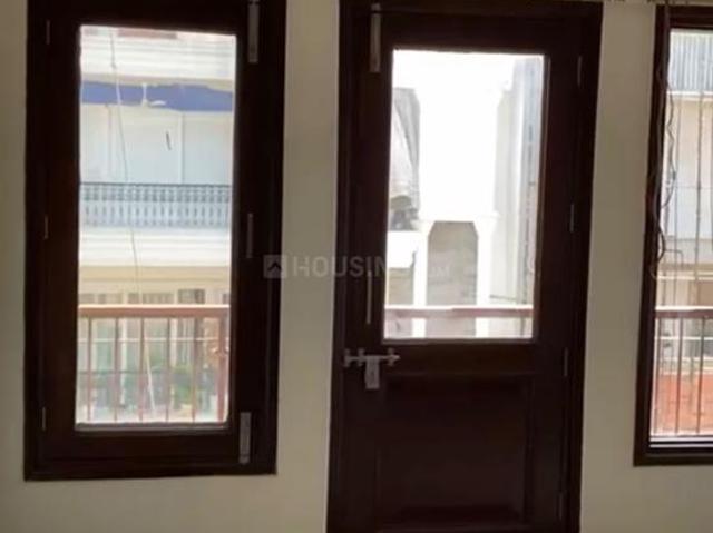 3 BHK Independent Builder Floor in South Extension II for rent New Delhi. The reference number is 20102702