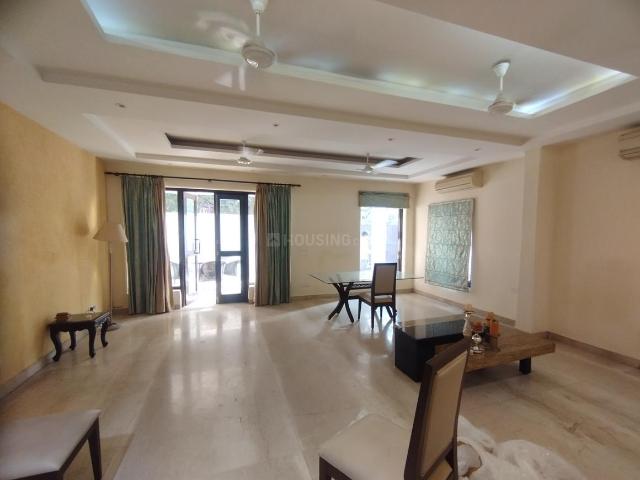 3 BHK Independent Builder Floor in South Extension II for rent New Delhi. The reference number is 20217612