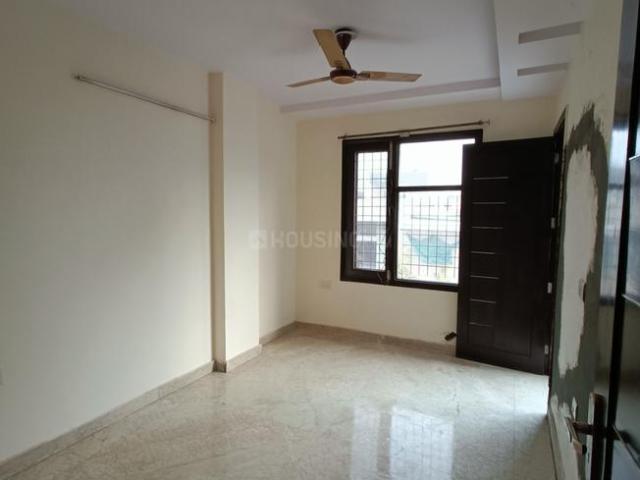 3 BHK Independent Builder Floor in Tagore Garden Extension for rent New Delhi. The reference number is 18633036