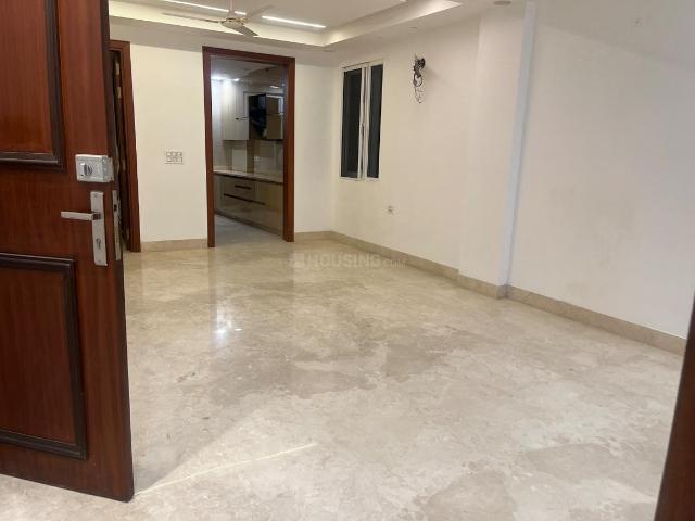 3 BHK Independent Builder Floor in Tilak Nagar for resale New Delhi. The reference number is 20043923