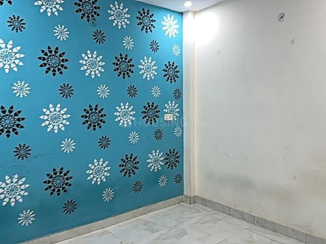 3 BHK Independent Builder Floor in Uttam Nagar for rent New Delhi. The reference number is 20161668