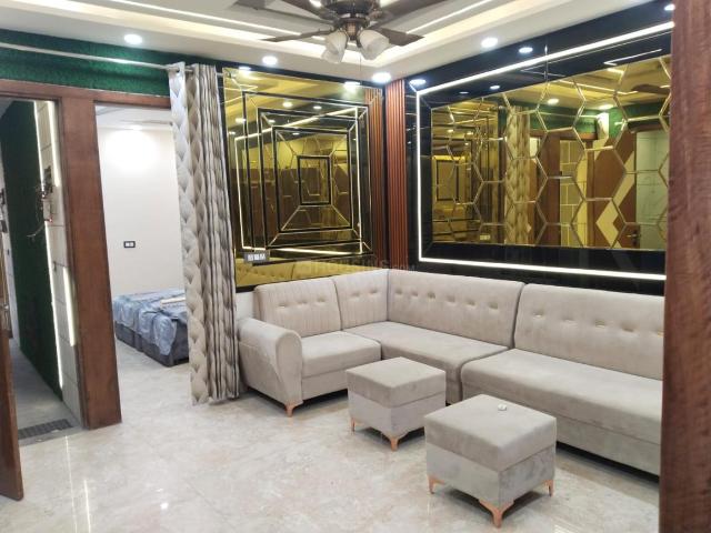3 BHK Independent Builder Floor in Uttam Nagar for rent New Delhi. The reference number is 20546050