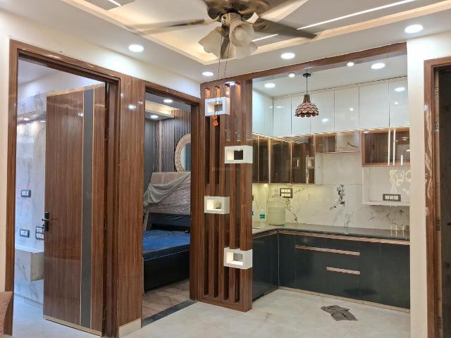 3 BHK Independent Builder Floor in Dwarka Mor for rent New Delhi. The reference number is 20711627