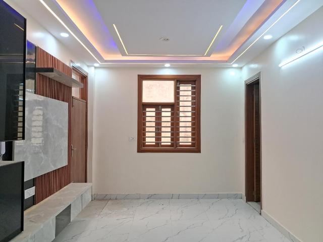 3 BHK Independent Builder Floor in Uttam Nagar for resale New Delhi. The reference number is 20802039