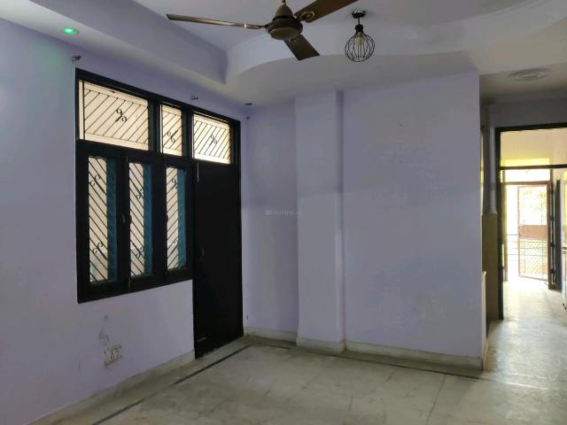 3 BHK Independent Builder Floor in Vaishali for resale Ghaziabad. The reference number is 18058716