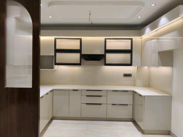3 BHK Independent Builder Floor in Vaishali for resale Ghaziabad. The reference number is 18788546