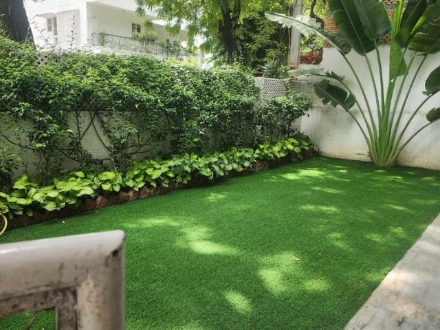 3 BHK Independent Builder Floor in Vasant Vihar for rent New Delhi. The reference number is 20719041