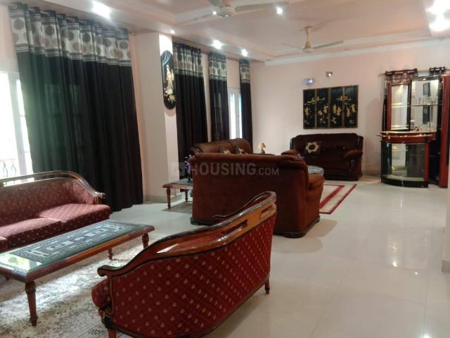 3 BHK Independent Builder Floor in Vasant Vihar for rent New Delhi. The reference number is 20968344