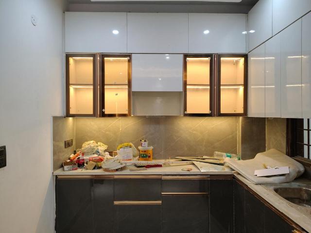 3 BHK Independent Builder Floor in Vasundhara for resale Ghaziabad. The reference number is 14151178
