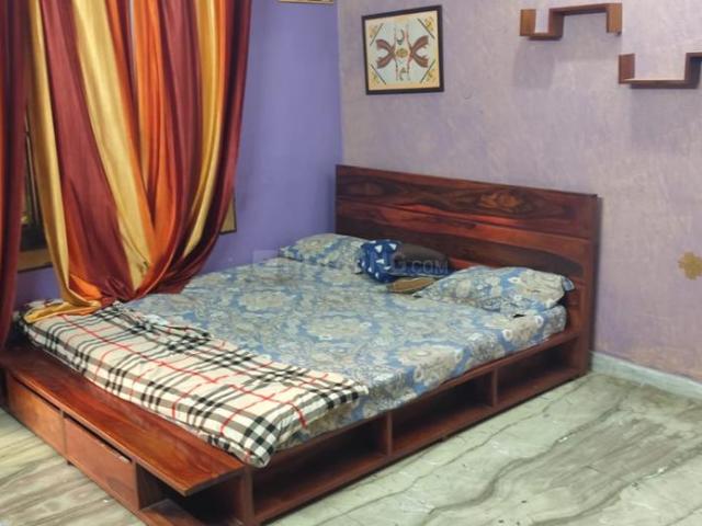 3 BHK Independent Builder Floor in Vasundhara for resale Ghaziabad. The reference number is 17553415