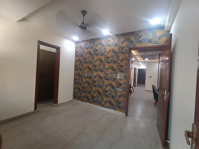 3 BHK Independent Builder Floor in Vasundhara for resale Ghaziabad. The reference number is 18395044