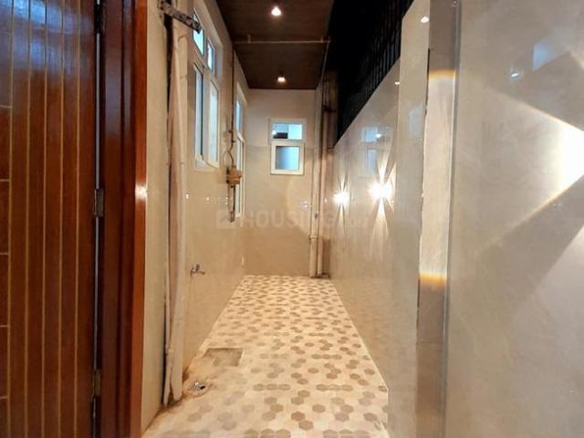 3 BHK Independent Builder Floor in Vasundhara for resale Ghaziabad. The reference number is 19929321
