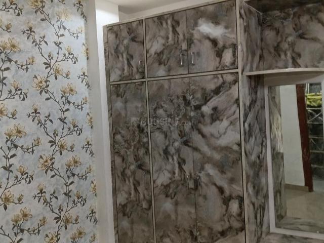 3 BHK Independent Builder Floor in Vasundhara for resale Ghaziabad. The reference number is 20475409