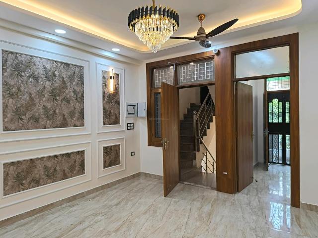 3 BHK Independent Builder Floor in Vasundhara for resale Ghaziabad. The reference number is 20544838