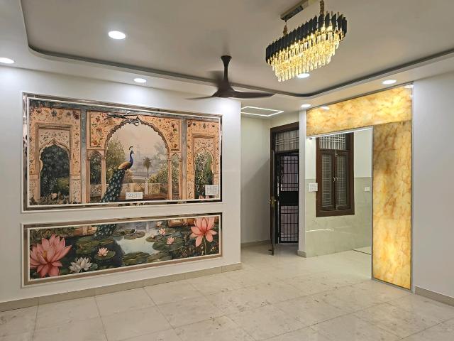 4 BHK Independent Builder Floor in Vasundhara for resale Ghaziabad. The reference number is 20544909