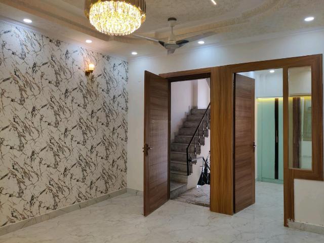 3 BHK Independent Builder Floor in Indirapuram for resale Ghaziabad. The reference number is 20187281