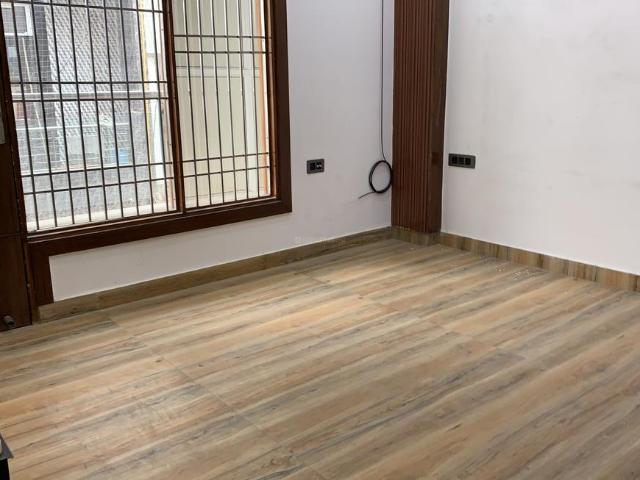 3 BHK Independent Builder Floor in Vasundhara for resale Ghaziabad. The reference number is 20373812