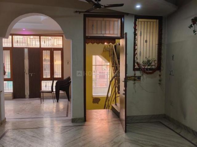 3 BHK Independent Builder Floor in Vikaspuri for rent New Delhi. The reference number is 20149530