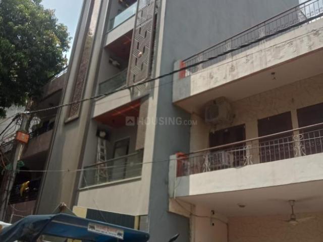 3 BHK Independent Builder Floor in Vikaspuri for rent New Delhi. The reference number is 20372946