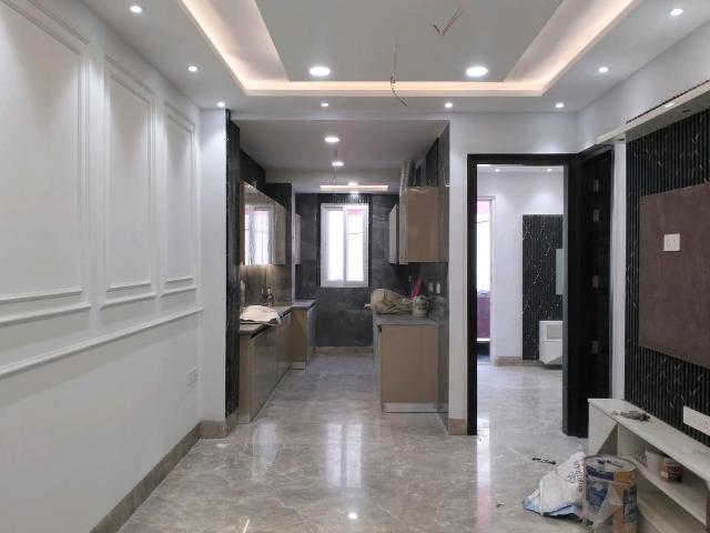 3 BHK Independent Builder Floor in Vikaspuri for resale New Delhi. The reference number is 17103893