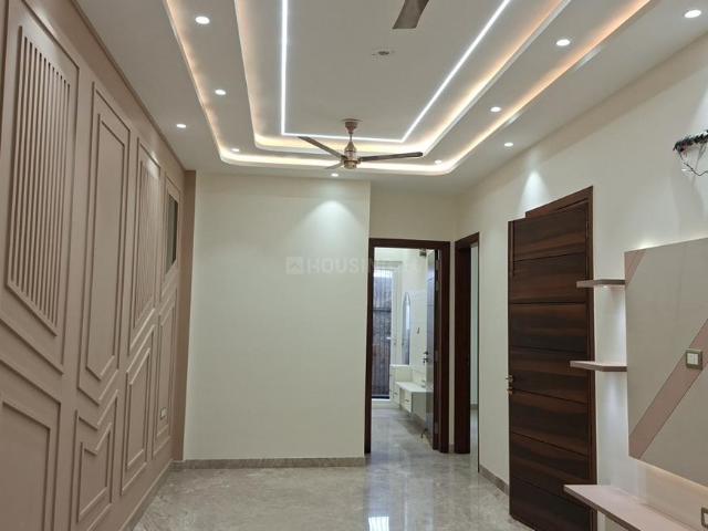 3 BHK Independent Builder Floor in Vikaspuri for resale New Delhi. The reference number is 17736251