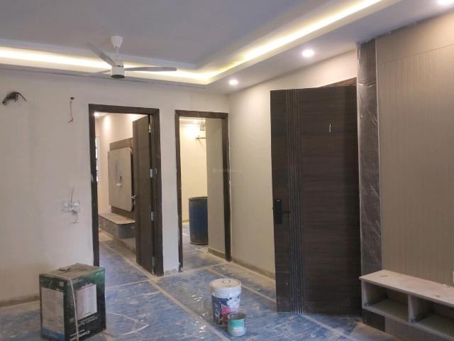 3 BHK Independent Builder Floor in Vikaspuri for resale New Delhi. The reference number is 19554151