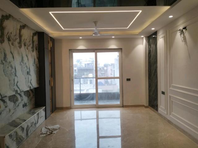 3 BHK Independent Builder Floor in Vikaspuri for resale New Delhi. The reference number is 20845641