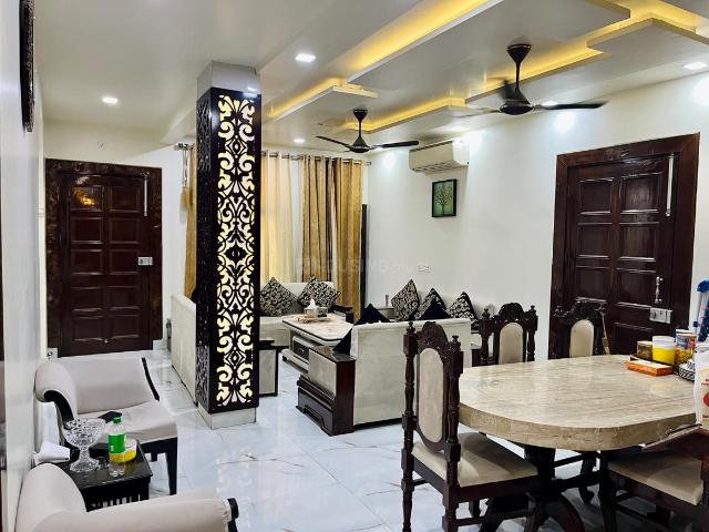 3 BHK Independent Builder Floor in Mayur Vihar II for resale New Delhi. The reference number is 20152562