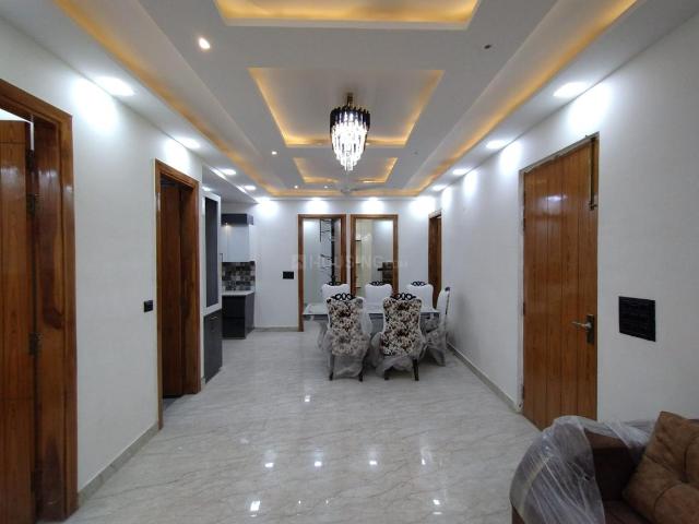 3 BHK Independent Builder Floor in Vishnu Garden for resale New Delhi. The reference number is 16828606