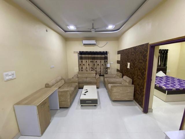 3 BHK Independent Builder Floor in Vip Road for rent Raipur. The reference number is 20267233