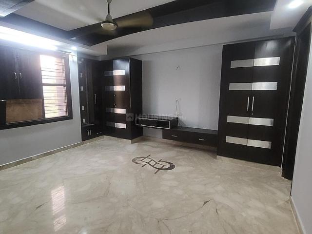 3 BHK Independent Builder Floor in Vivek Vihar for rent New Delhi. The reference number is 20223873