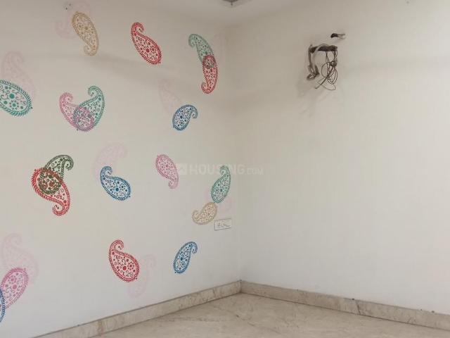 3 BHK Independent Builder Floor in Vivek Vihar for resale New Delhi. The reference number is 19871399