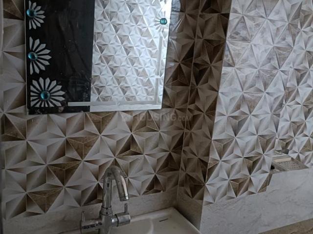 3 BHK Independent Builder Floor in Vrindavan Yojana for rent Lucknow. The reference number is 15221379