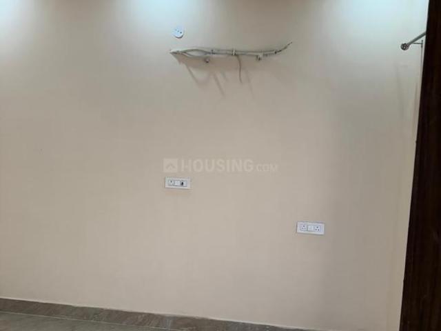 3 BHK Independent Builder Floor in Wave City for rent Ghaziabad. The reference number is 20202266