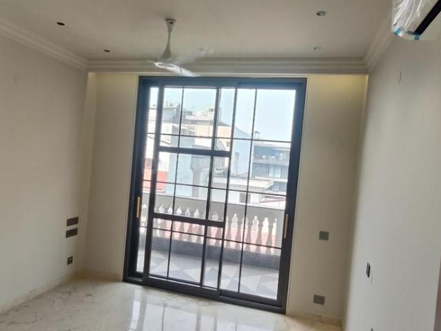 3 BHK Independent House in Tagore Garden Extension for rent New Delhi. The reference number is 19305989