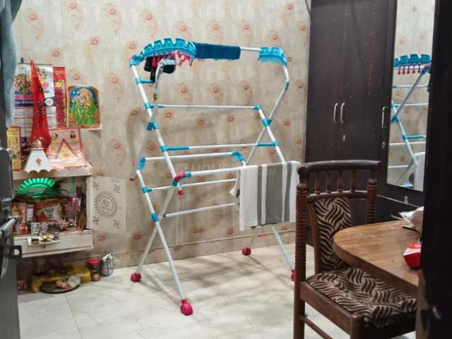 3 BHK Independent House in Uttam Nagar for resale New Delhi. The reference number is 20985416