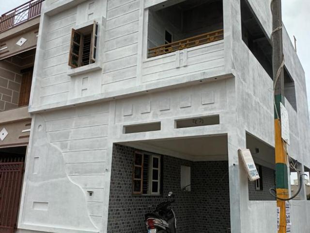 3 BHK Independent House in Varanasi for resale Bangalore. The reference number is 9289078