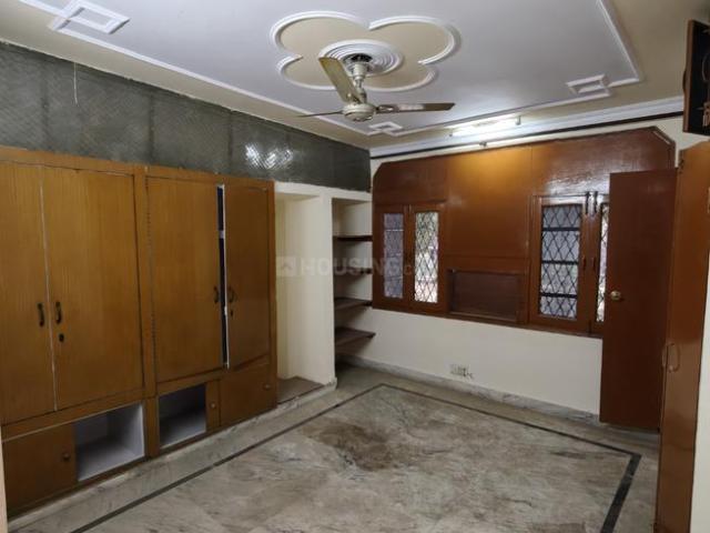 3 BHK Independent House in Vikaspuri for rent New Delhi. The reference number is 19190661